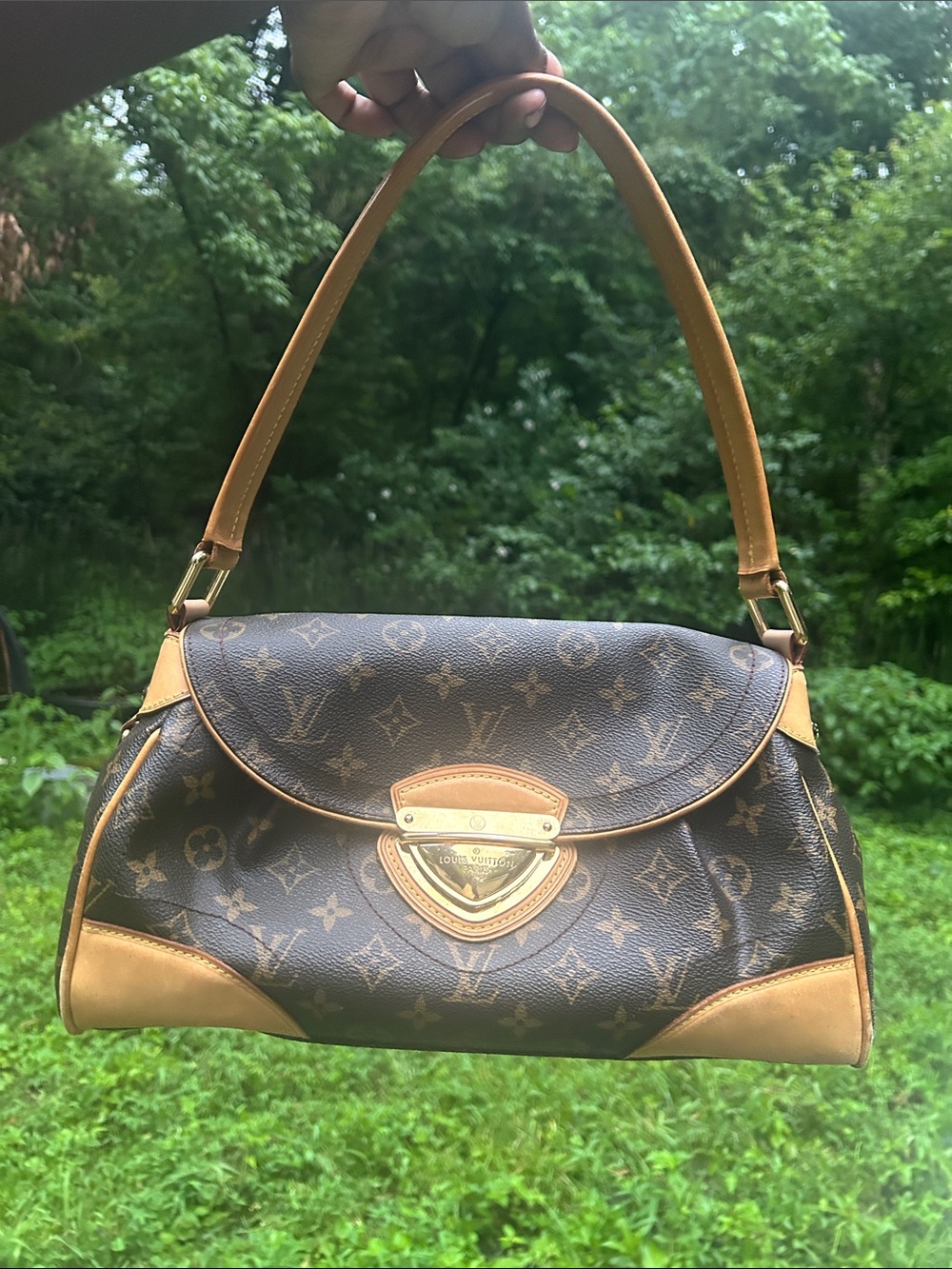 Louis Vuitton Beverly MM